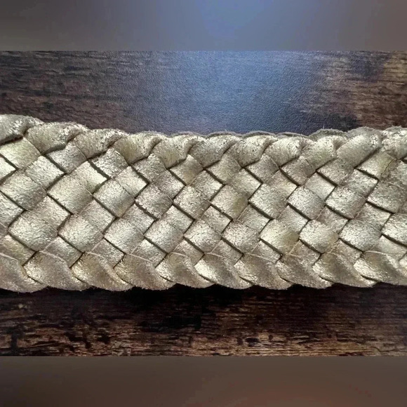 Rhinestone Concho belt buckle, woven leather belt main image 13
